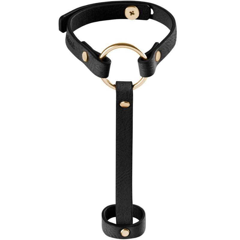 Black bdsm wrist harness
Lingerie accessories and covers nipples